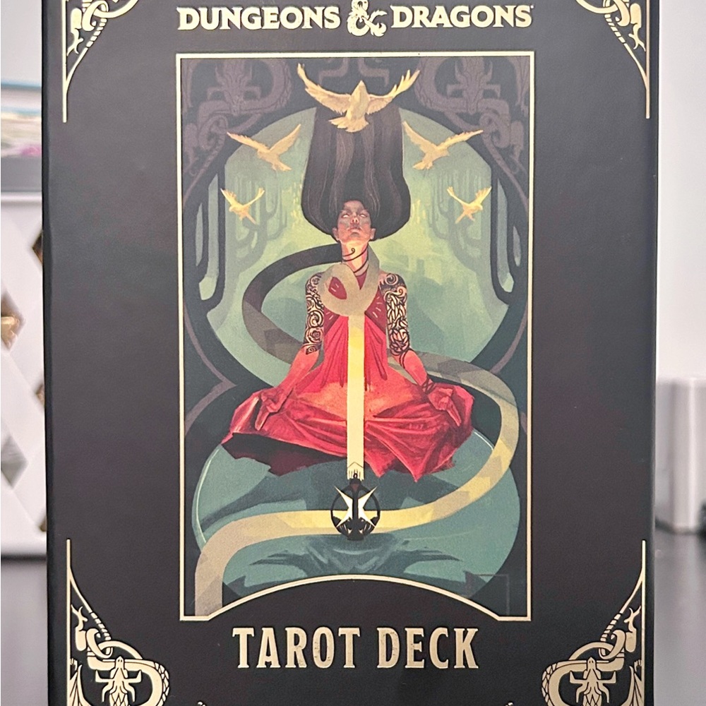 The Dungeons & Dragons Tarot Deck: A 78-Card Deck and Guidebook